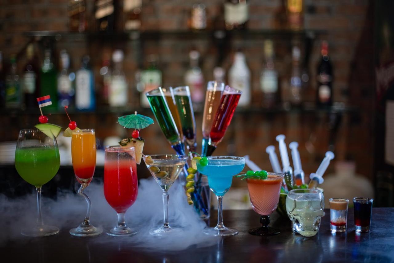 亚达纳尔Oo酒店 曼德勒 外观 照片